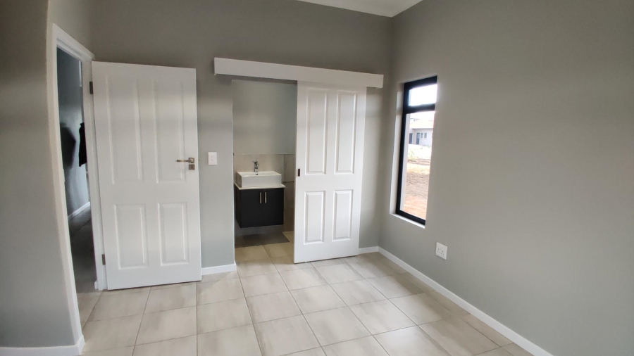 3 Bedroom Property for Sale in Kidds Beach Eastern Cape